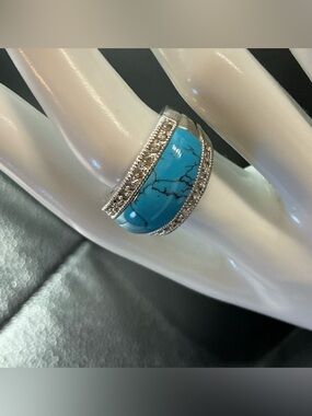 LIA SOFIA FAUX TURQUOISE SILVER TONE RHINESTONE RING SIZE 8